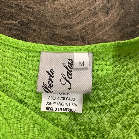 Lime cotton top MEDIUM made in Mexico - Picture 3 of 5